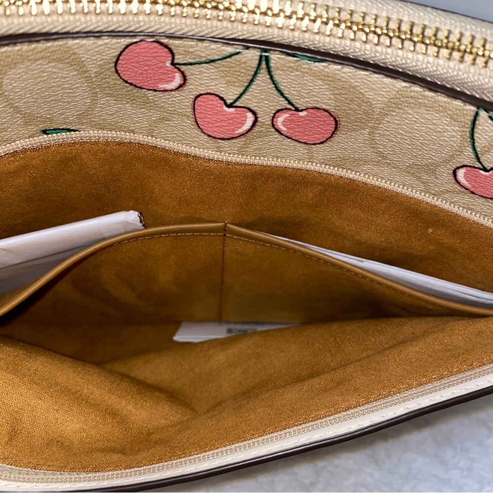 Coach 🍒 Laptop Sleeve In Signature Canvas With Heart Cherry Print New - Picture 7 of 12